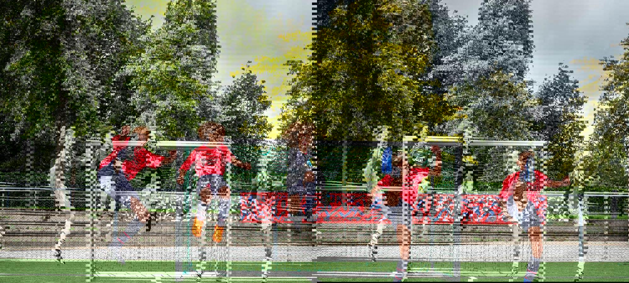 ce830e32-ff07-44aa-ac07-cd18134d45e8