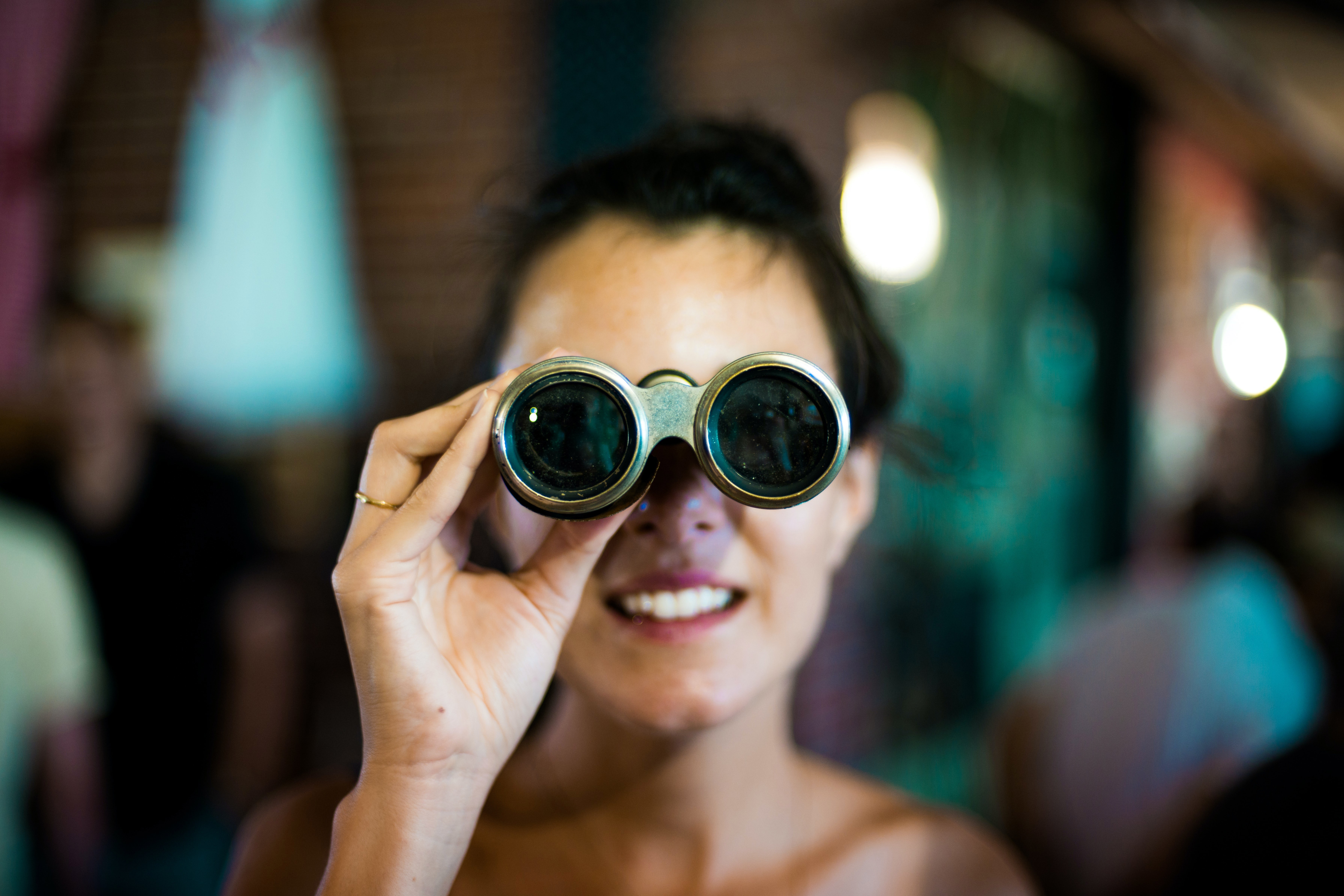 Vrouw met positieve eigenschappen